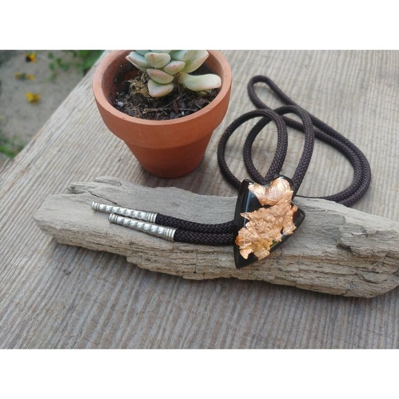 Vintage Acrylic Arrowhead Bolo Tie // Western Necklace - Picture 1 of 8
